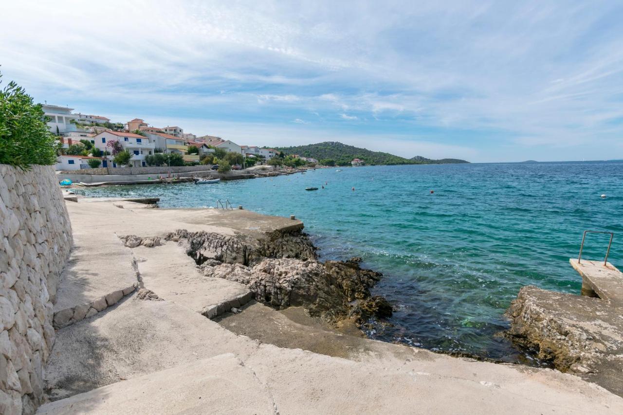 Apartments Katic Ražanj エクステリア 写真