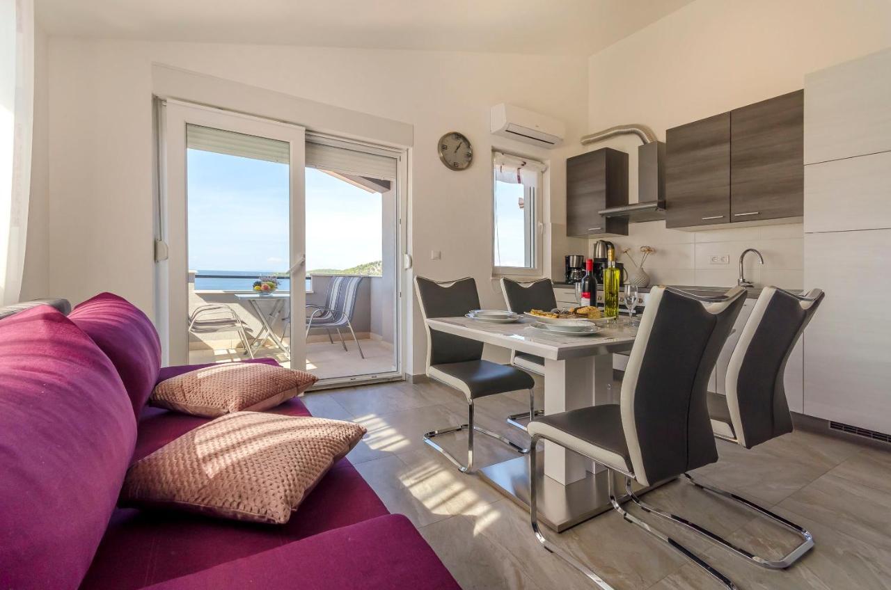 Apartments Katic Ražanj エクステリア 写真