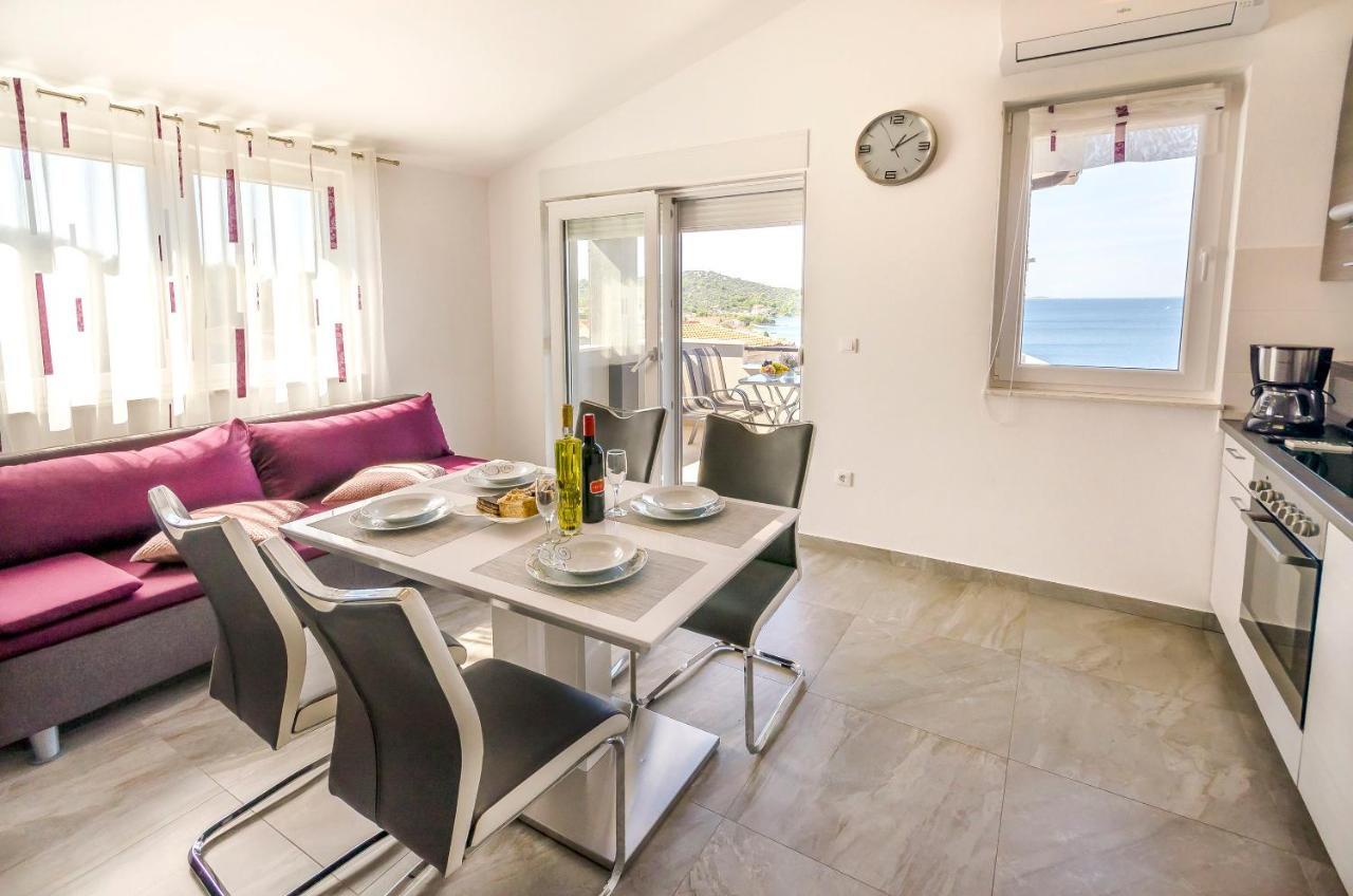 Apartments Katic Ražanj 部屋 写真